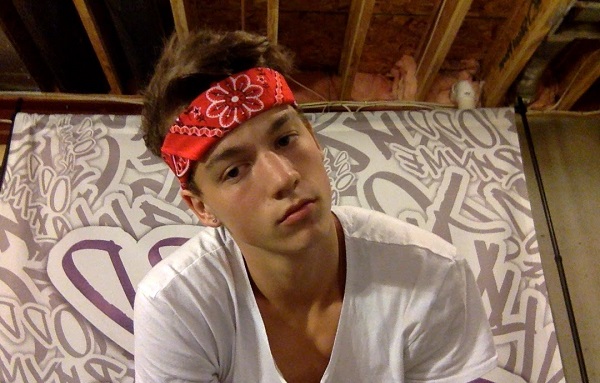 Taylor Caniff Net Worth 2019, Age, Height, Bio